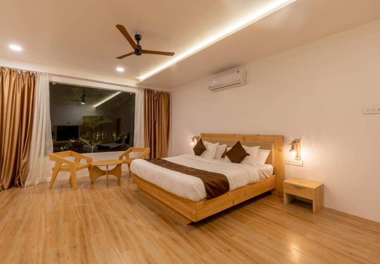 Hotel Rustic Vogue Shamirpet Exterior foto