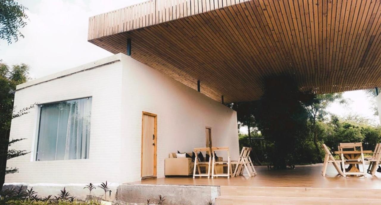 Hotel Rustic Vogue Shamirpet Exterior foto
