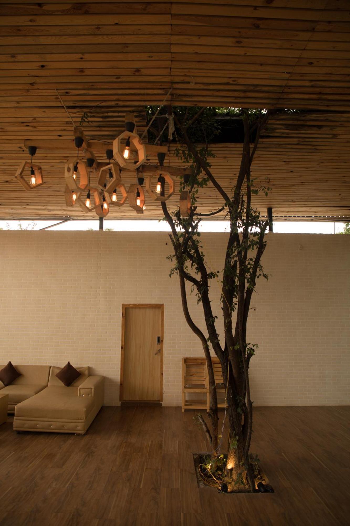 Hotel Rustic Vogue Shamirpet Exterior foto