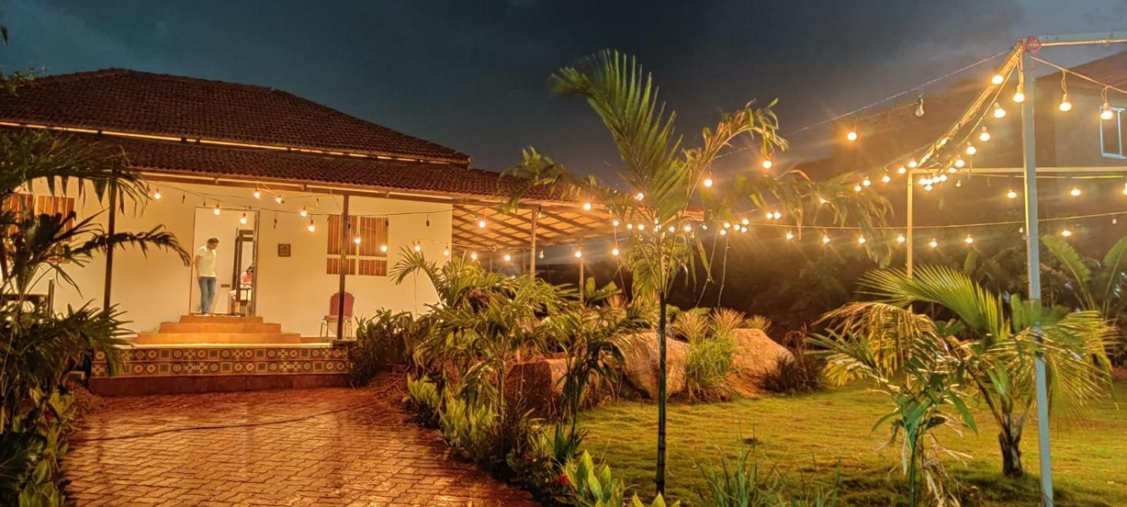 Hotel Rustic Vogue Shamirpet Exterior foto